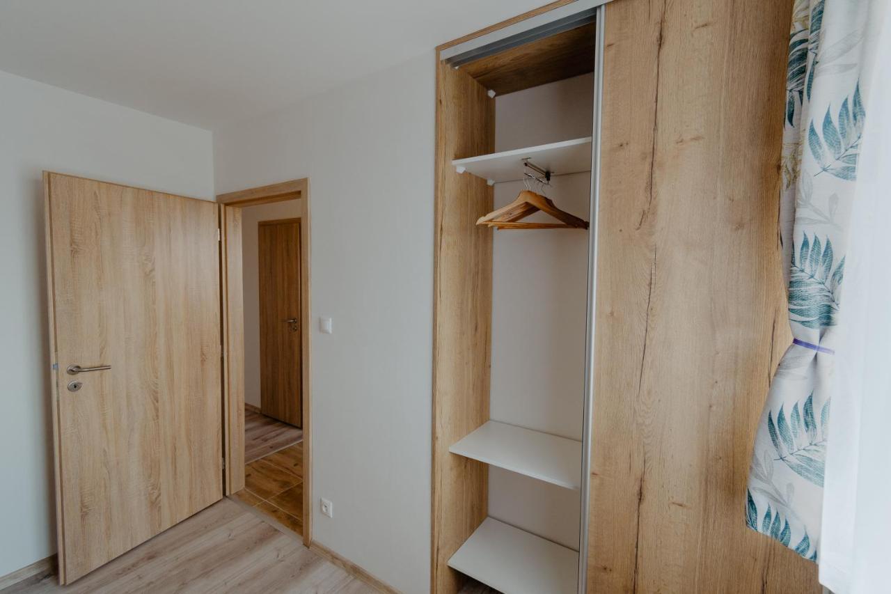 Apartmany Zara Nova Lesna Luaran gambar