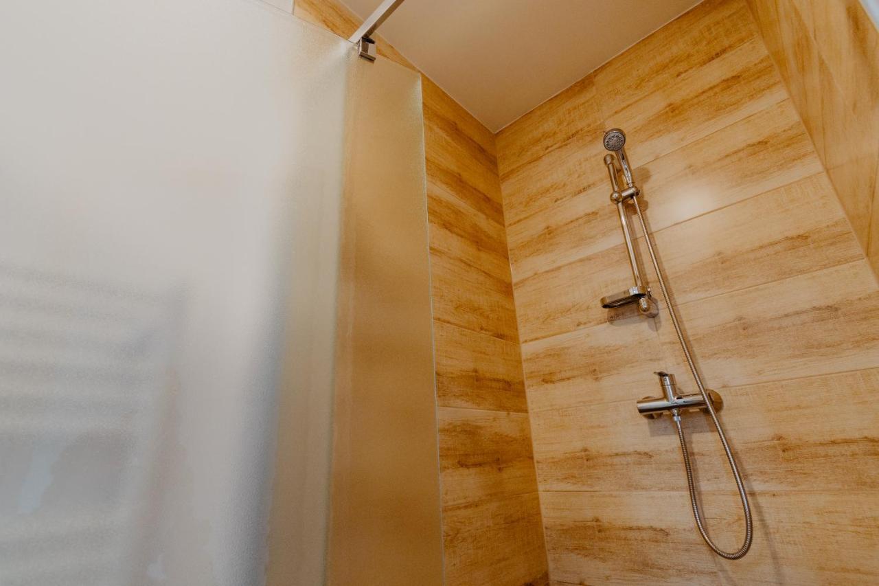 Apartmany Zara Nova Lesna Luaran gambar
