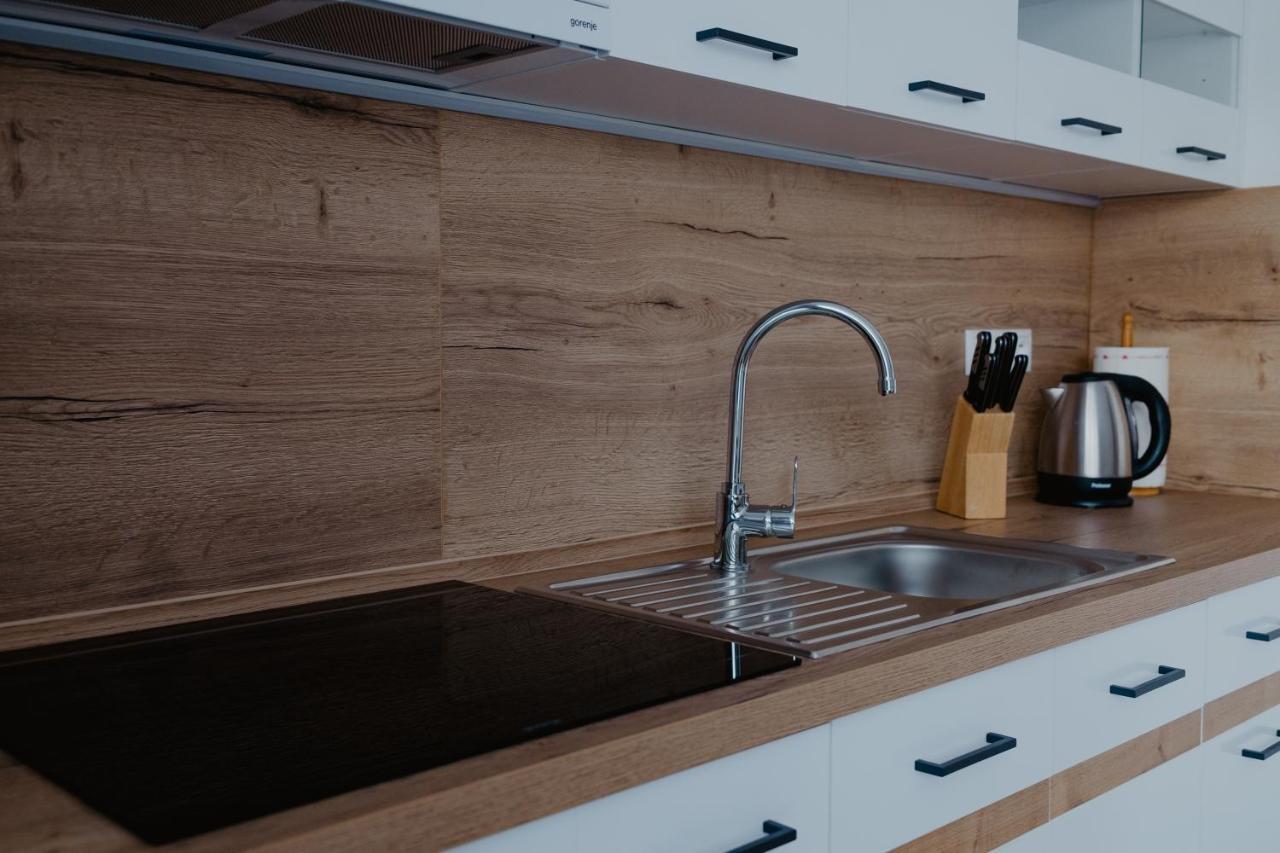 Apartmany Zara Nova Lesna Luaran gambar