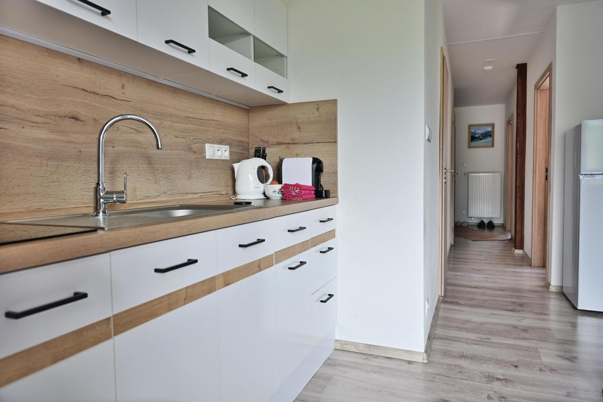 Apartmany Zara Nova Lesna Luaran gambar