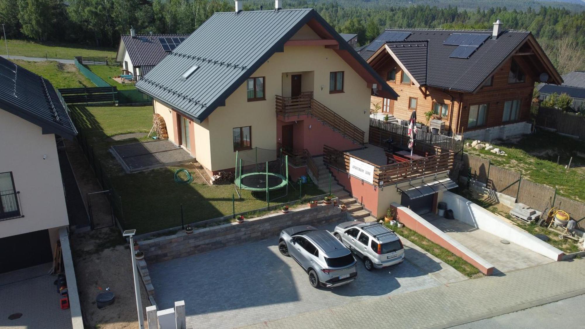 Apartmany Zara Nova Lesna Luaran gambar