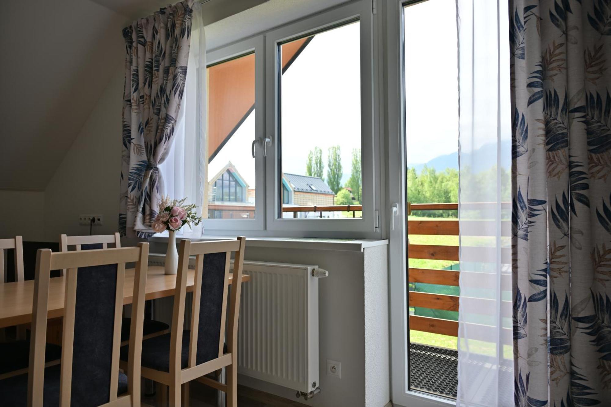 Apartmany Zara Nova Lesna Luaran gambar